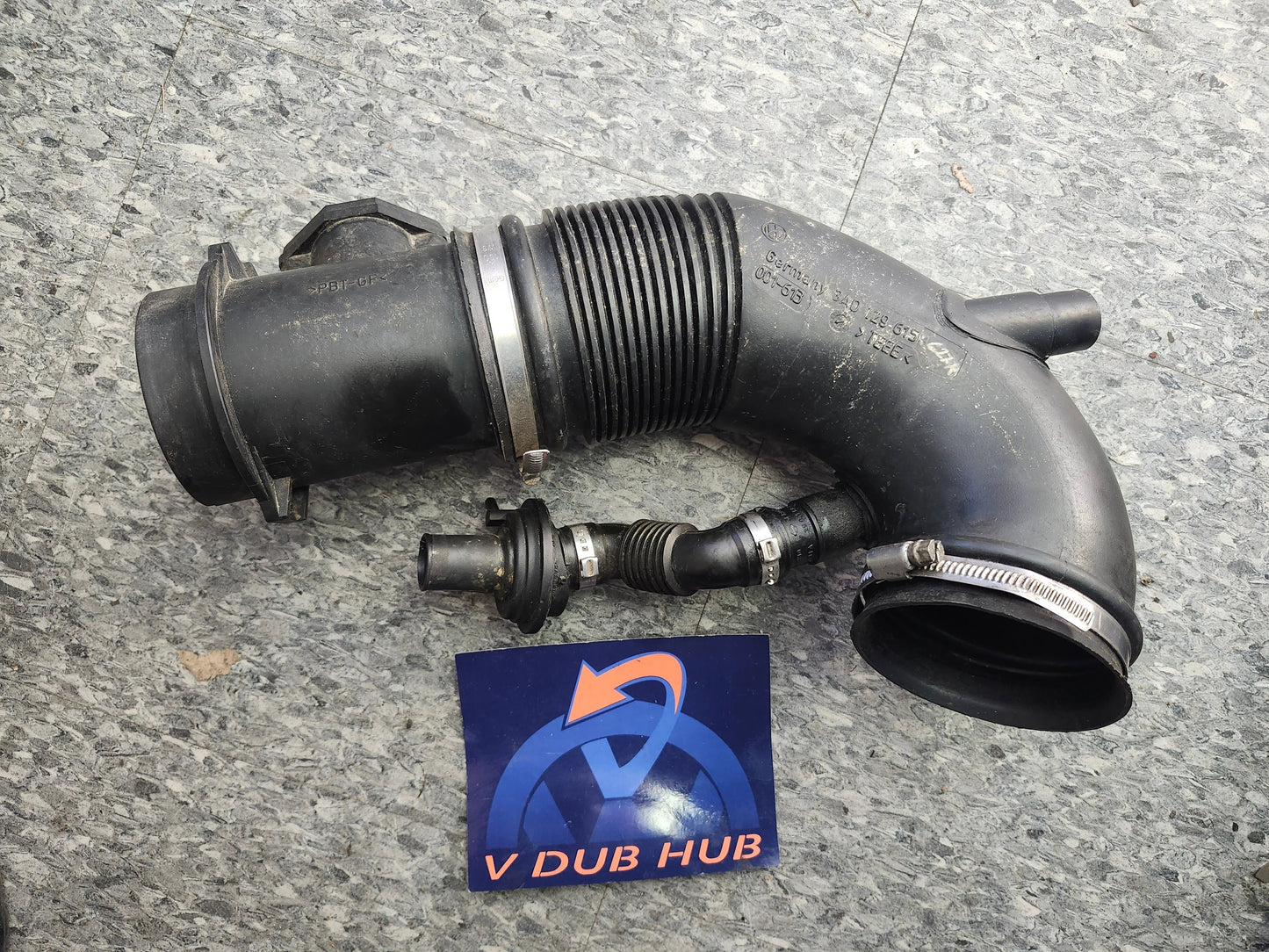 MK3 VR6 Air Intake tube 3A0129615