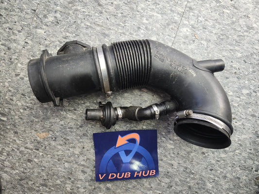 MK3 VR6 Air Intake tube 3A0129615