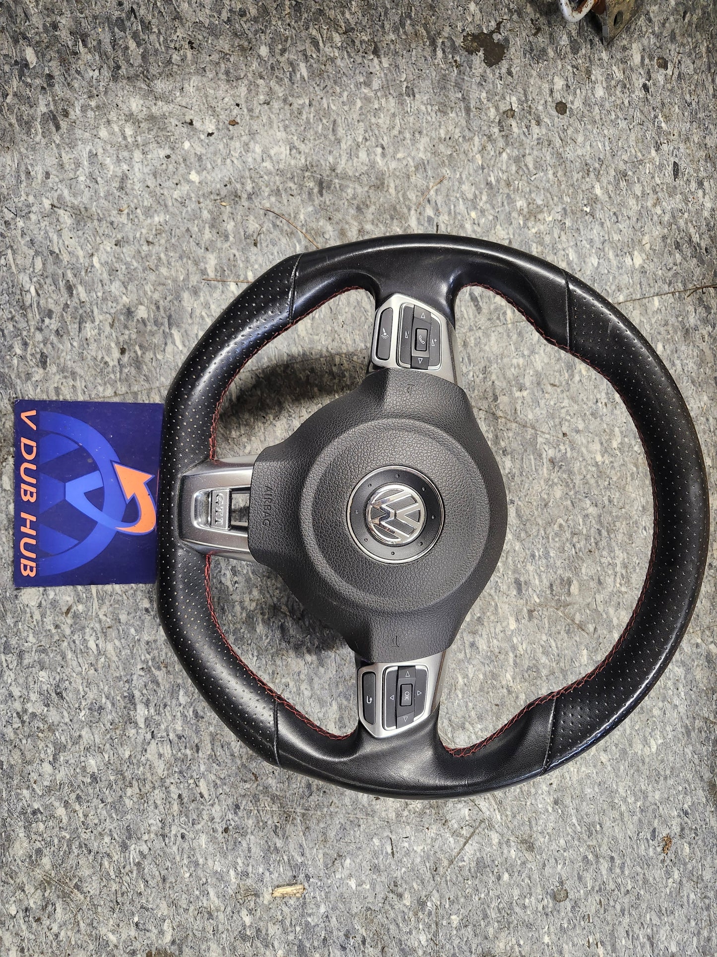 MK6 GTI STEERING WHEEL