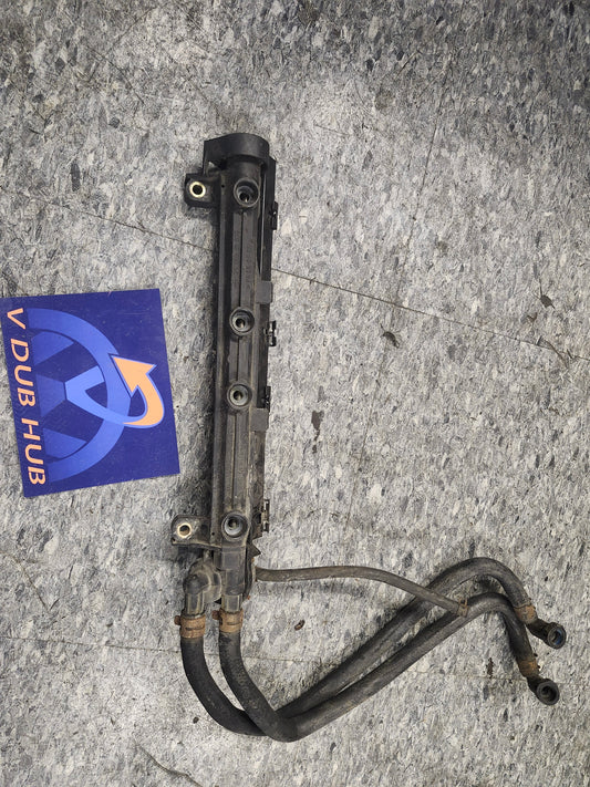Mk4 fuel rail 06A133317C