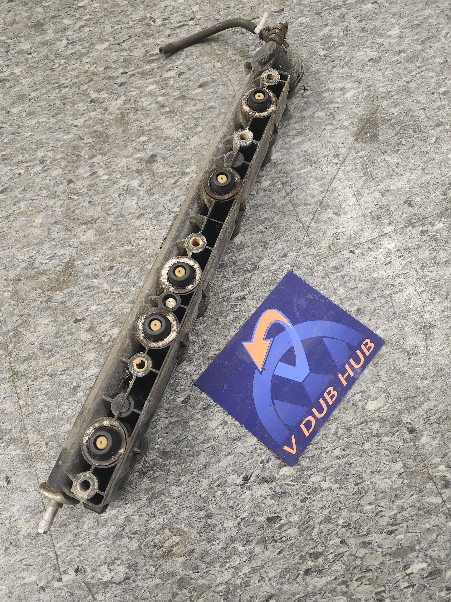 T4 eurovan 2.5L fuel rail / injectors