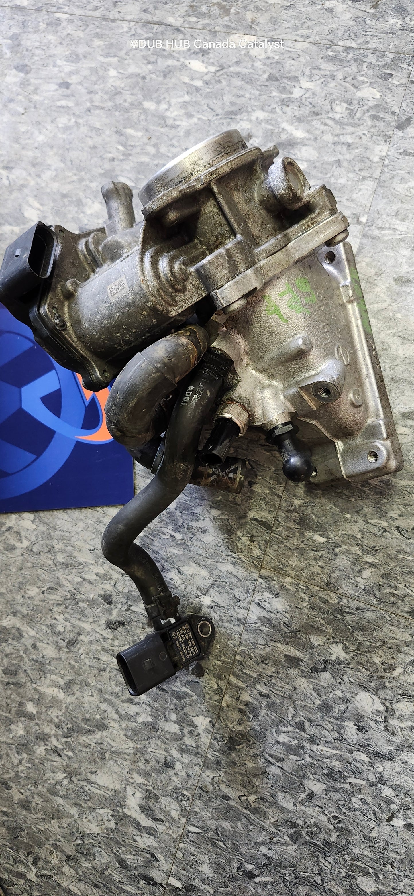 B7 MK7 THROTTLE BODY AIR INTAKE CONNECTOR 04L128063P