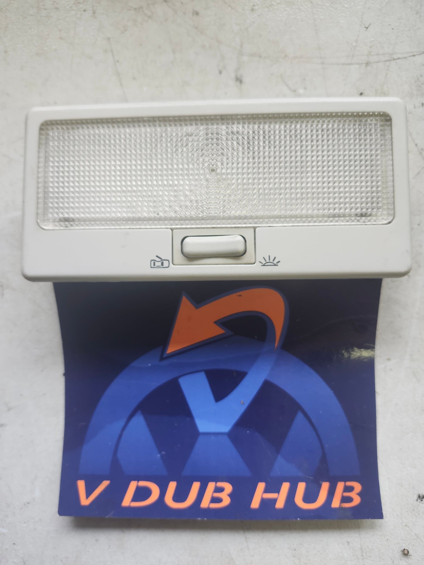 T4 Dome LIGHT 357947105