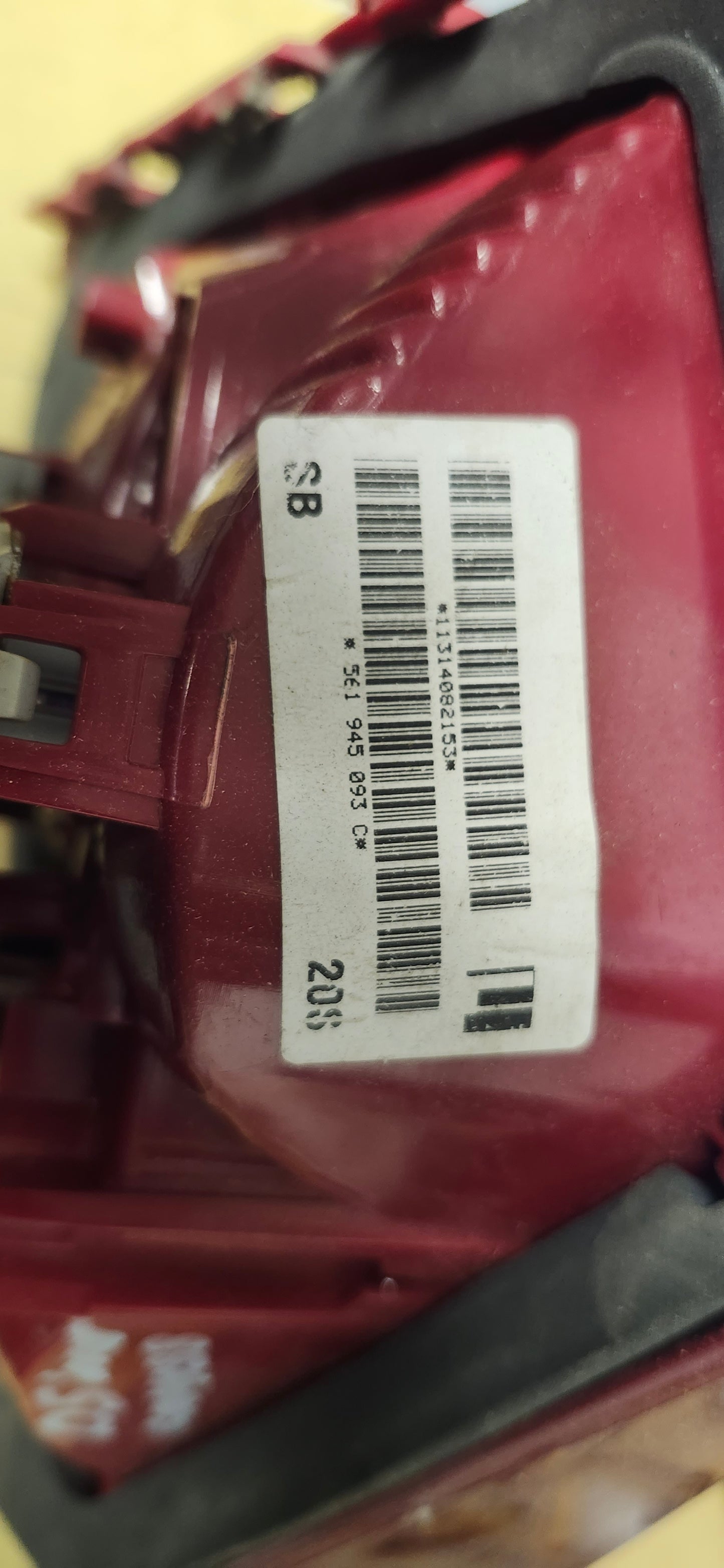 B7 Driver Inner TAIL LIGHT 561945093