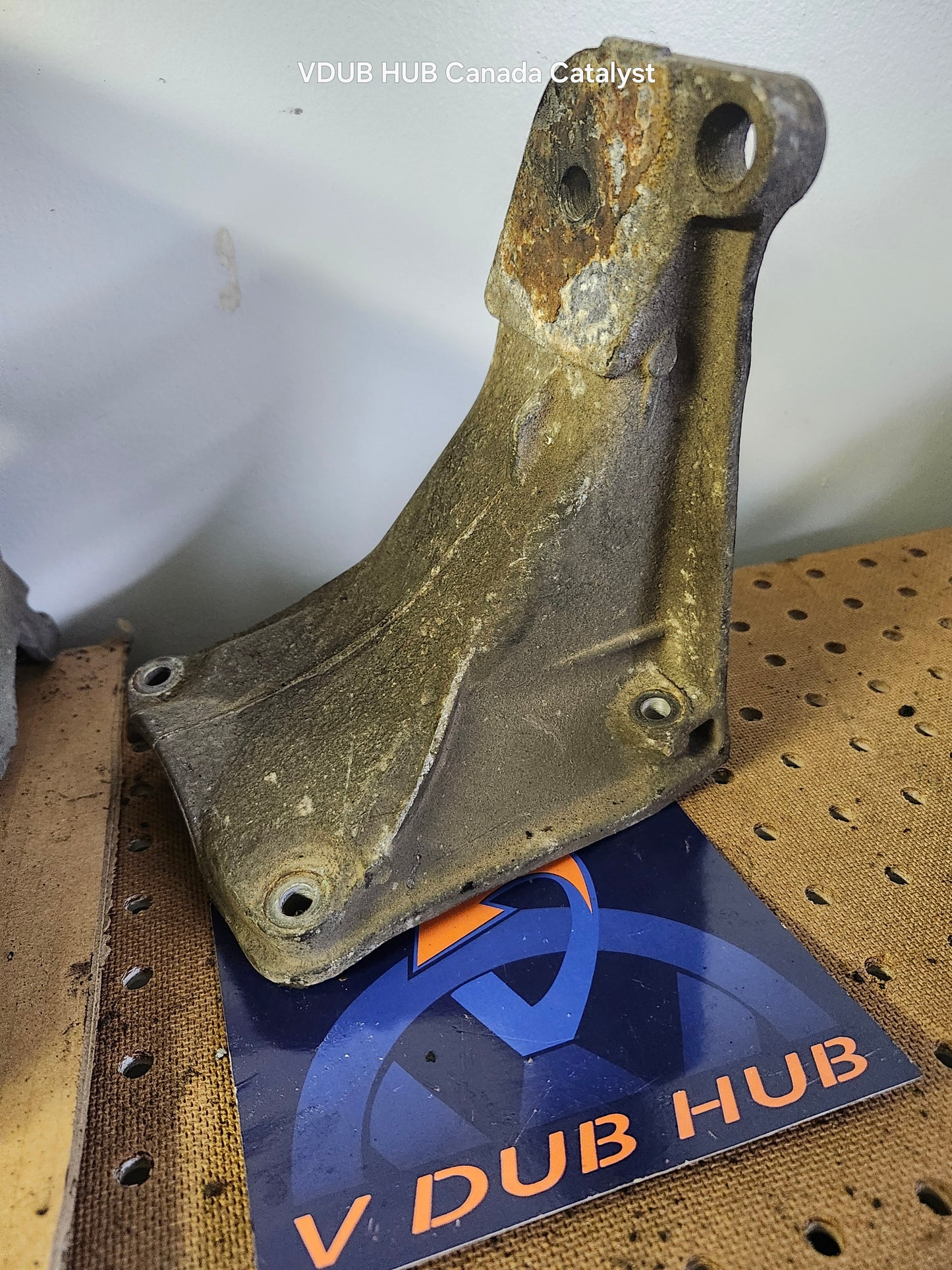 MK3 ENGINE MOUNT 1H0199354A