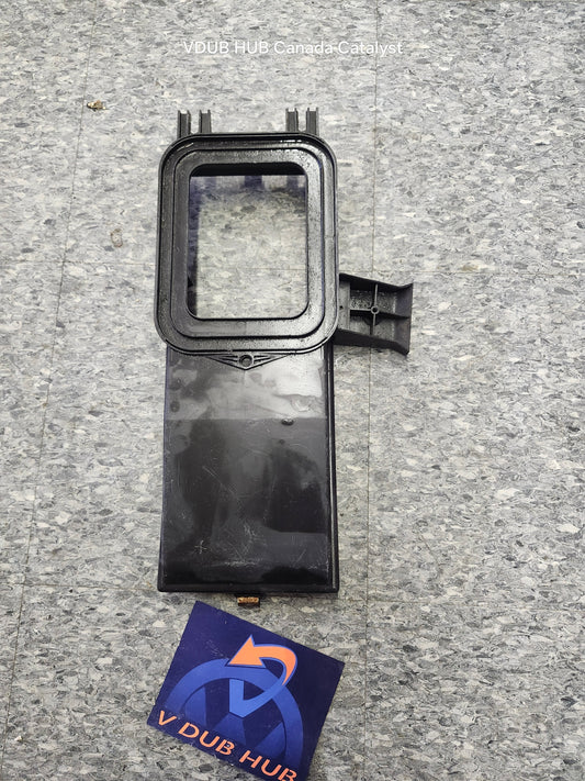 B5 cabin air filter housing 8D0819641B