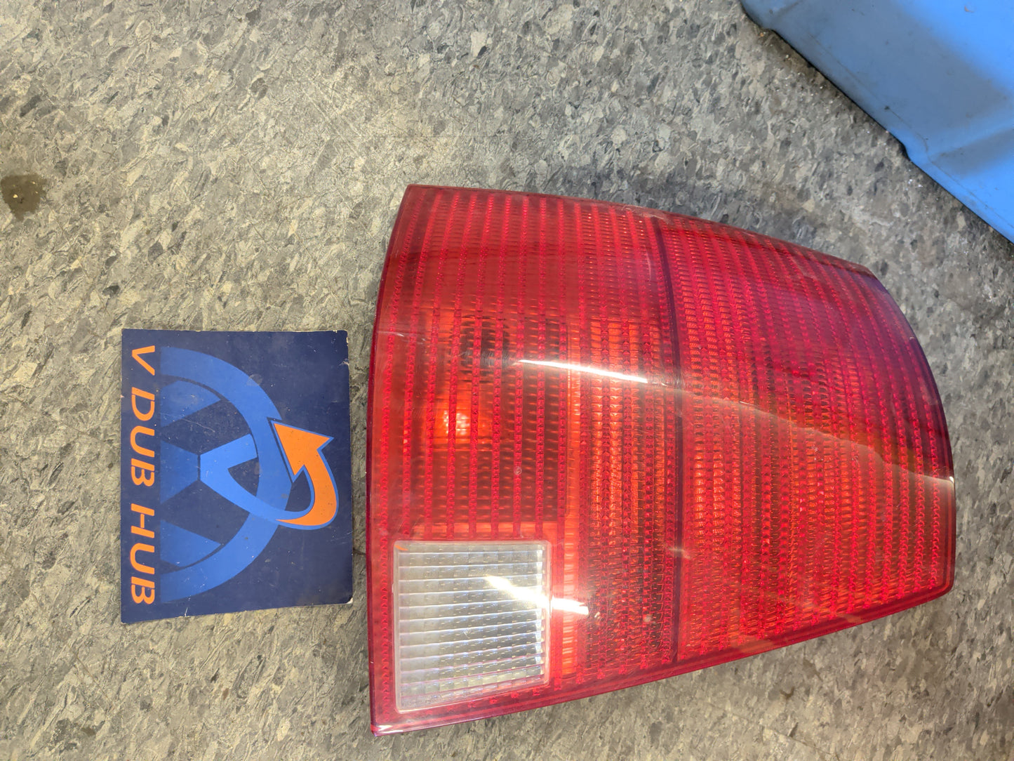 MK4 Jetta Wagon driver TAIL LIGHT