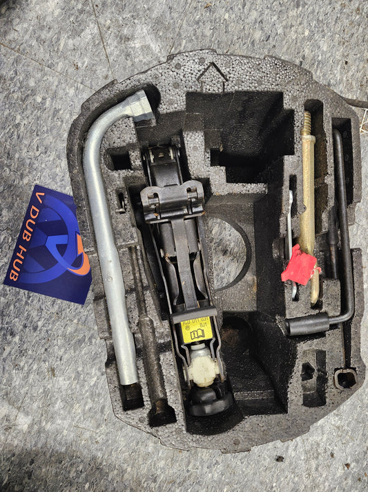 New Beetle Spare Tire Tool KIT