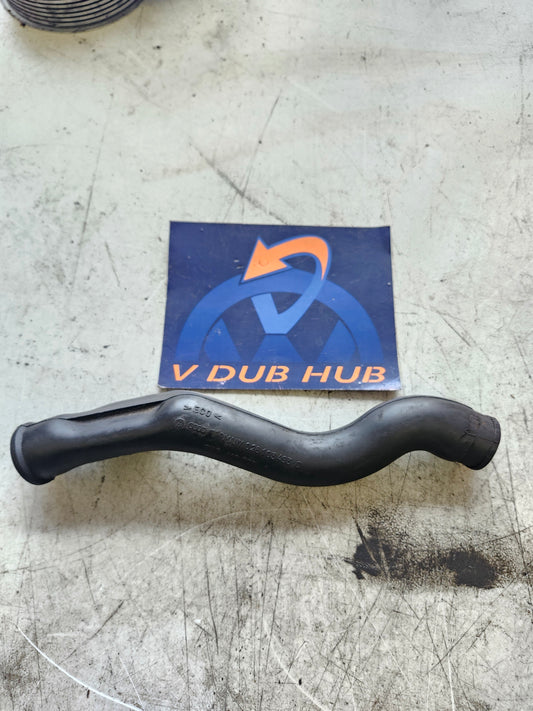 MK3 B3 B4 Engine Crankcase Breather Hose 028103493Q