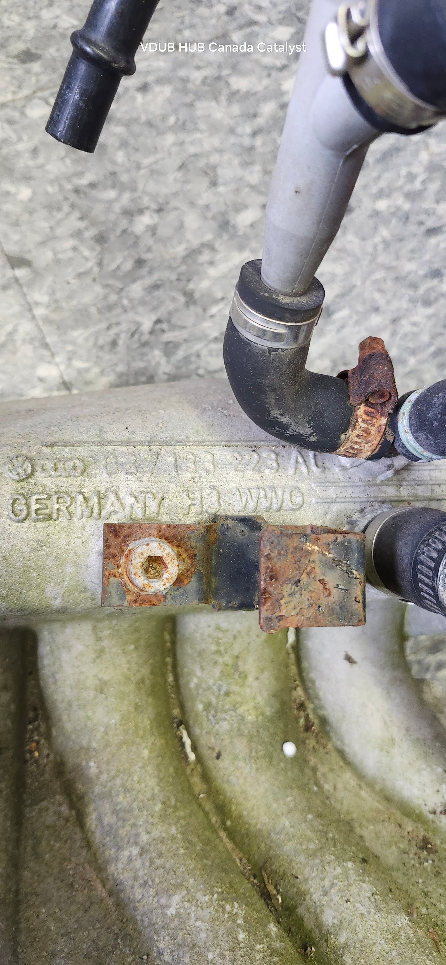 Mk3 Jetta Golf ABA 2.0 Intake Manifold OEM - 037 133 223