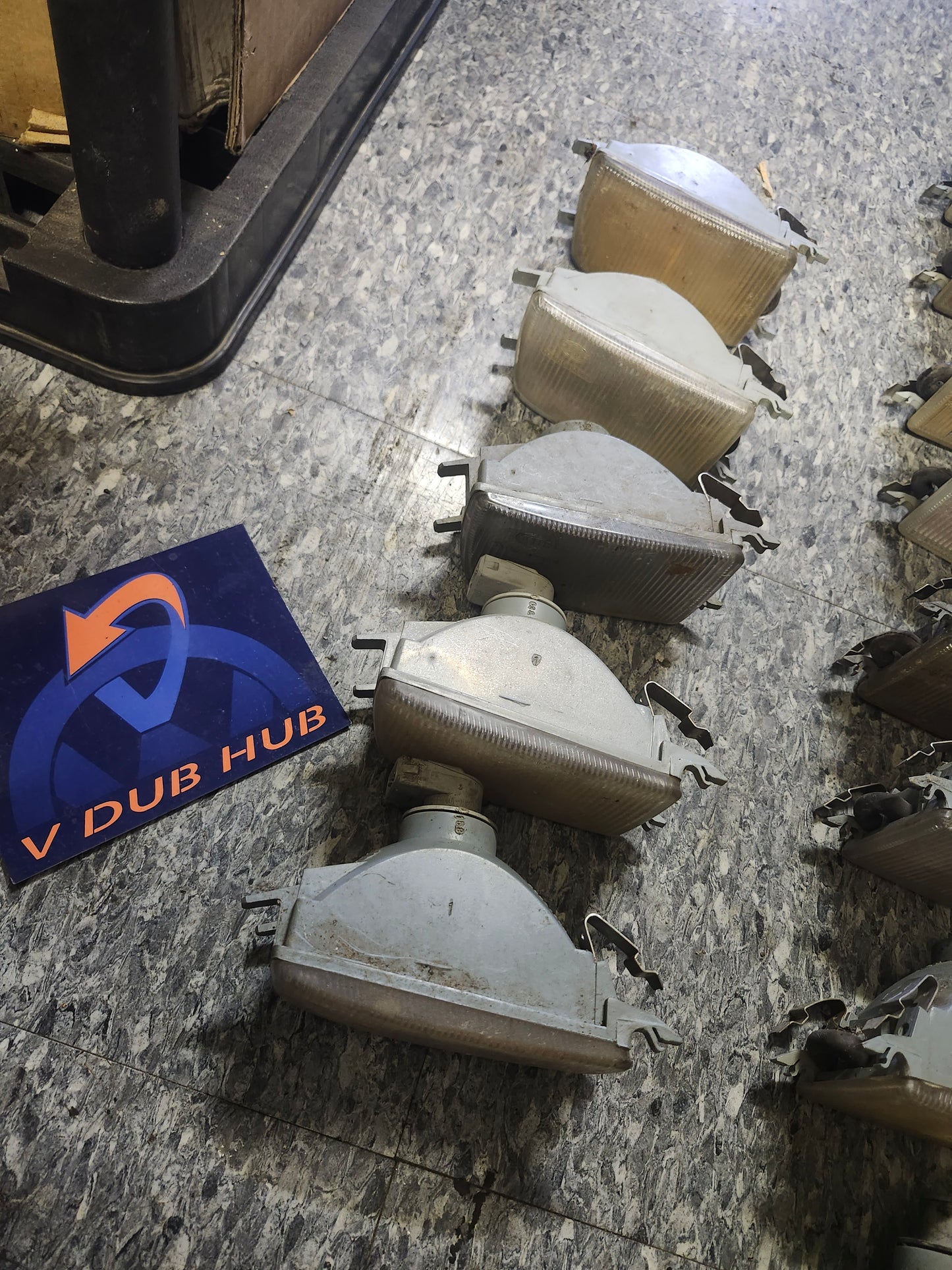 MK3 Passenger Clear Turn Signal Indicator LIGHT 1HM953156