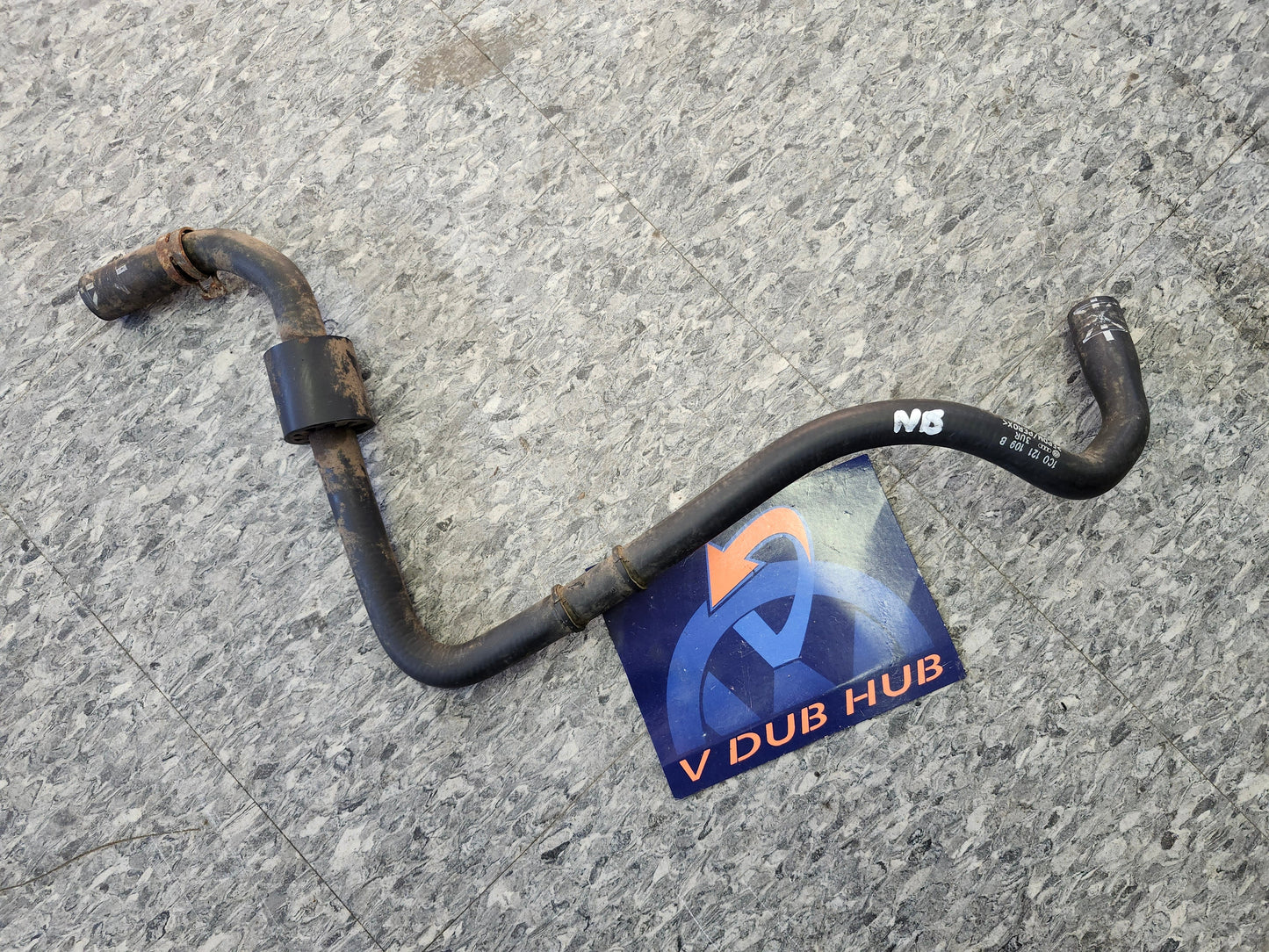 New Beetle Upper RADIATOR HOSE 1C0121109B