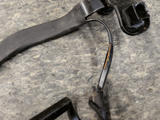 Mk4 2 door, 4 wire clasp