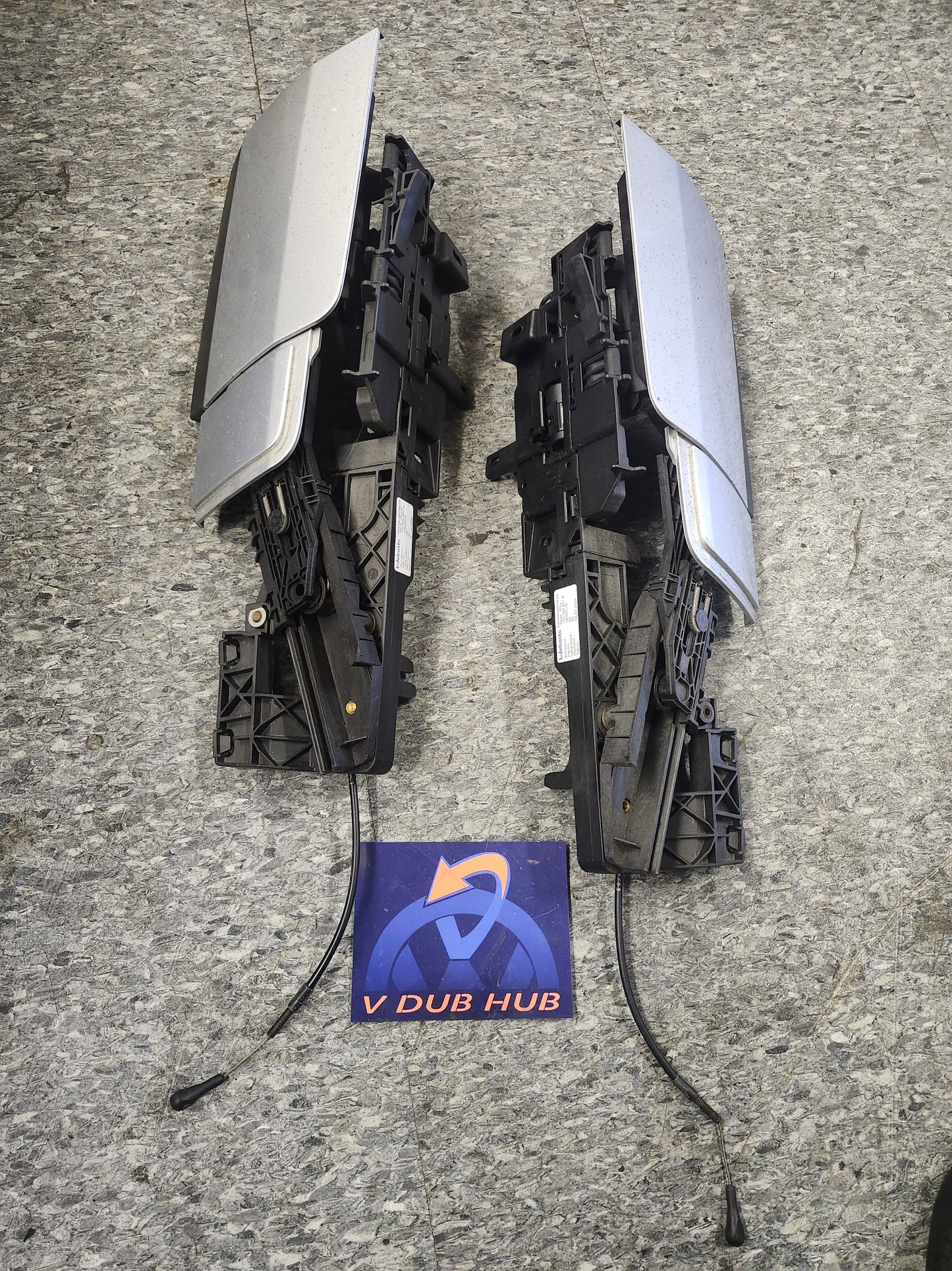 2004 Beetle Convertible Flaps 1Y0868851B 1Y0868852B