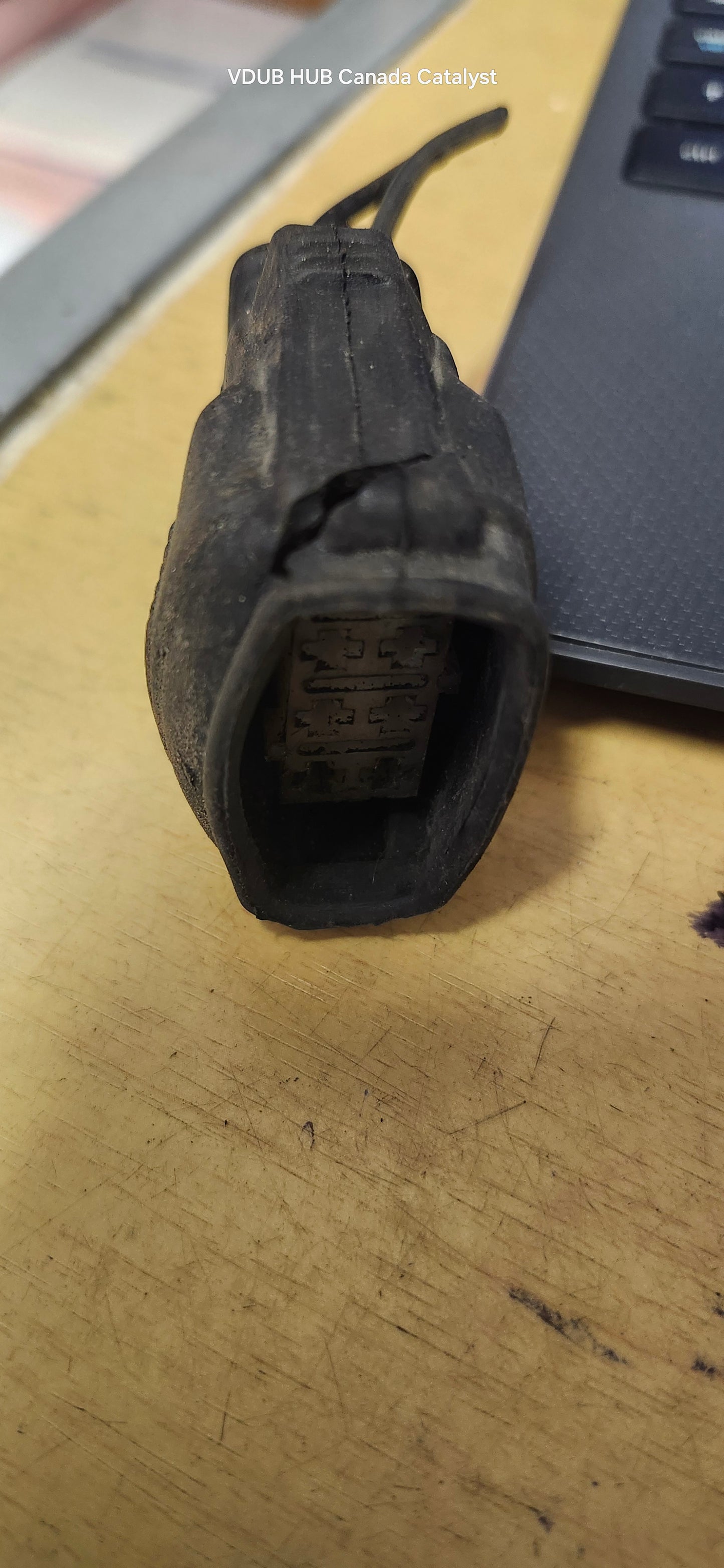 Pigtail plug 171972509 171972507