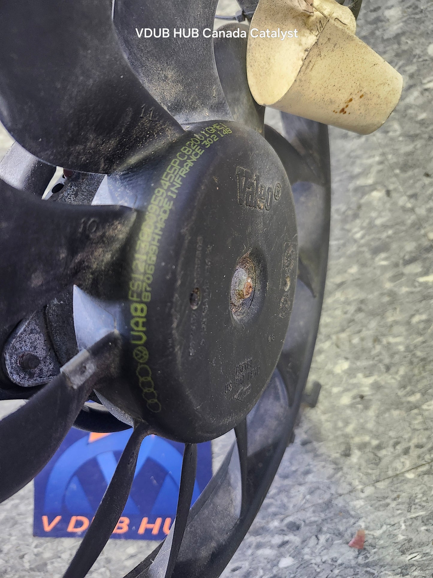 B5.5 V6 VALEO RAD FAN VA8870689H