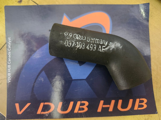 B4 MK3 Engine Crankcase Breather Hose 037103493AE