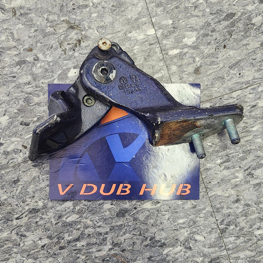 New Beetle Upper Passenger Door Hinge 1C0831402