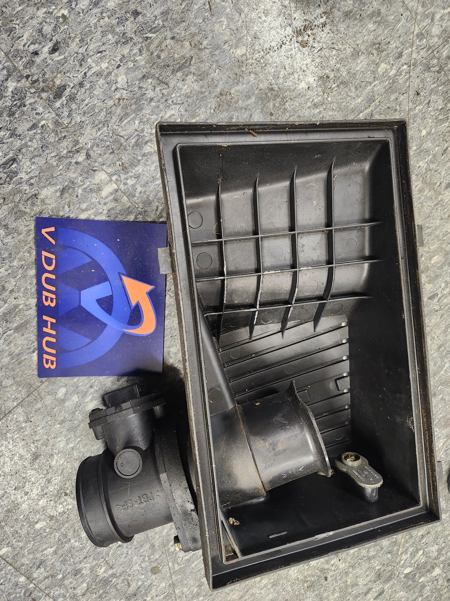 B4 2L mafs / airbox lid