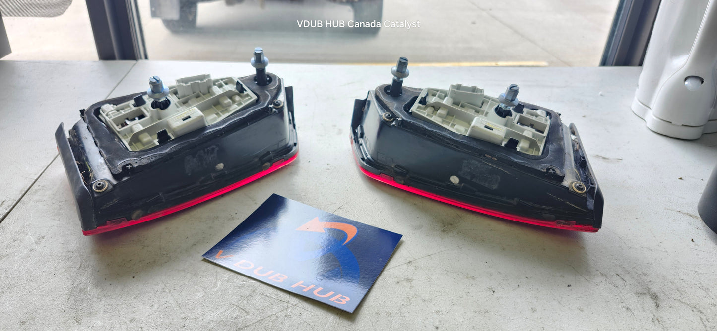 MK6.5 Tail Light Set