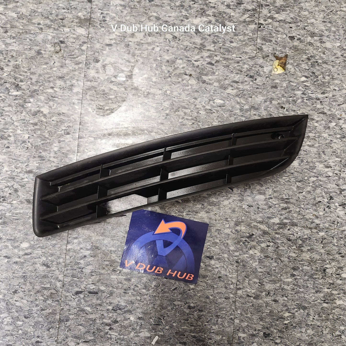 B6 Driver Lower GRILLE 3C0853665