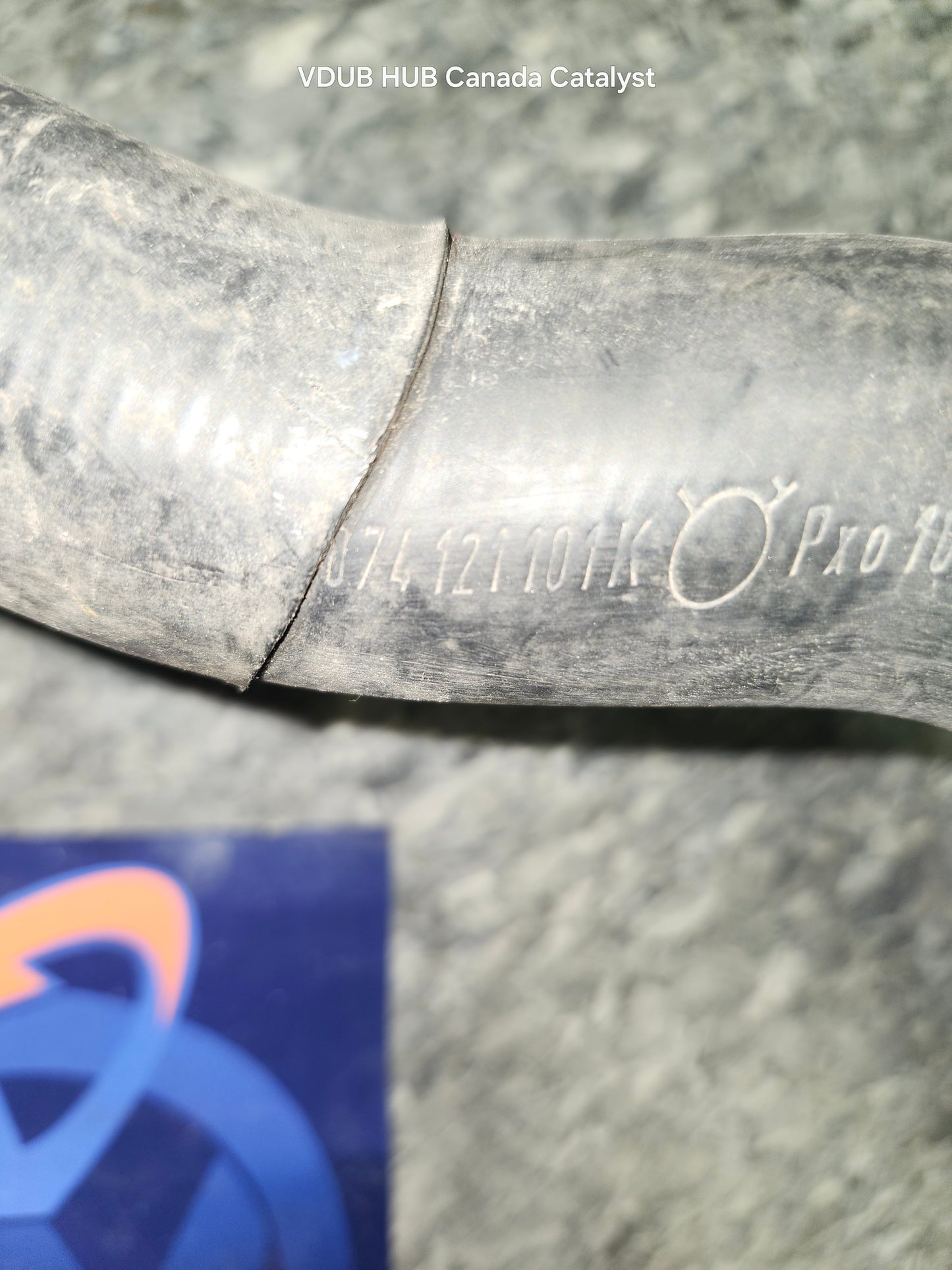 T4 Coolant Hose Connector & upper radiator hose 023121174 074121101k