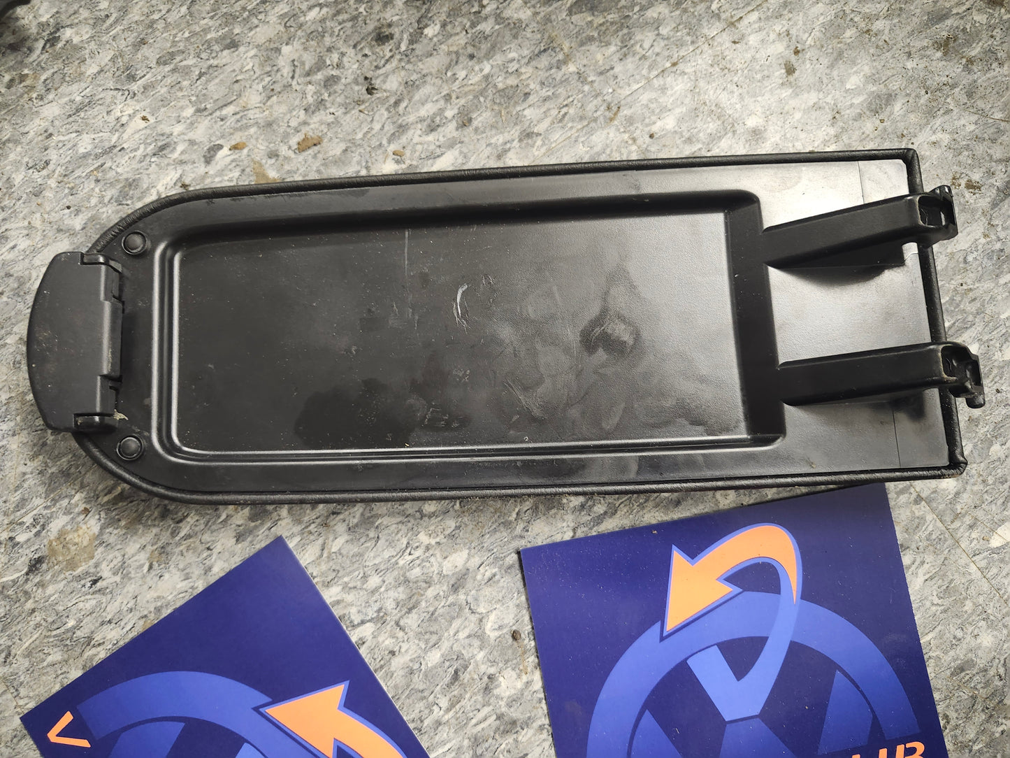 Mk4 black leather armrest lid