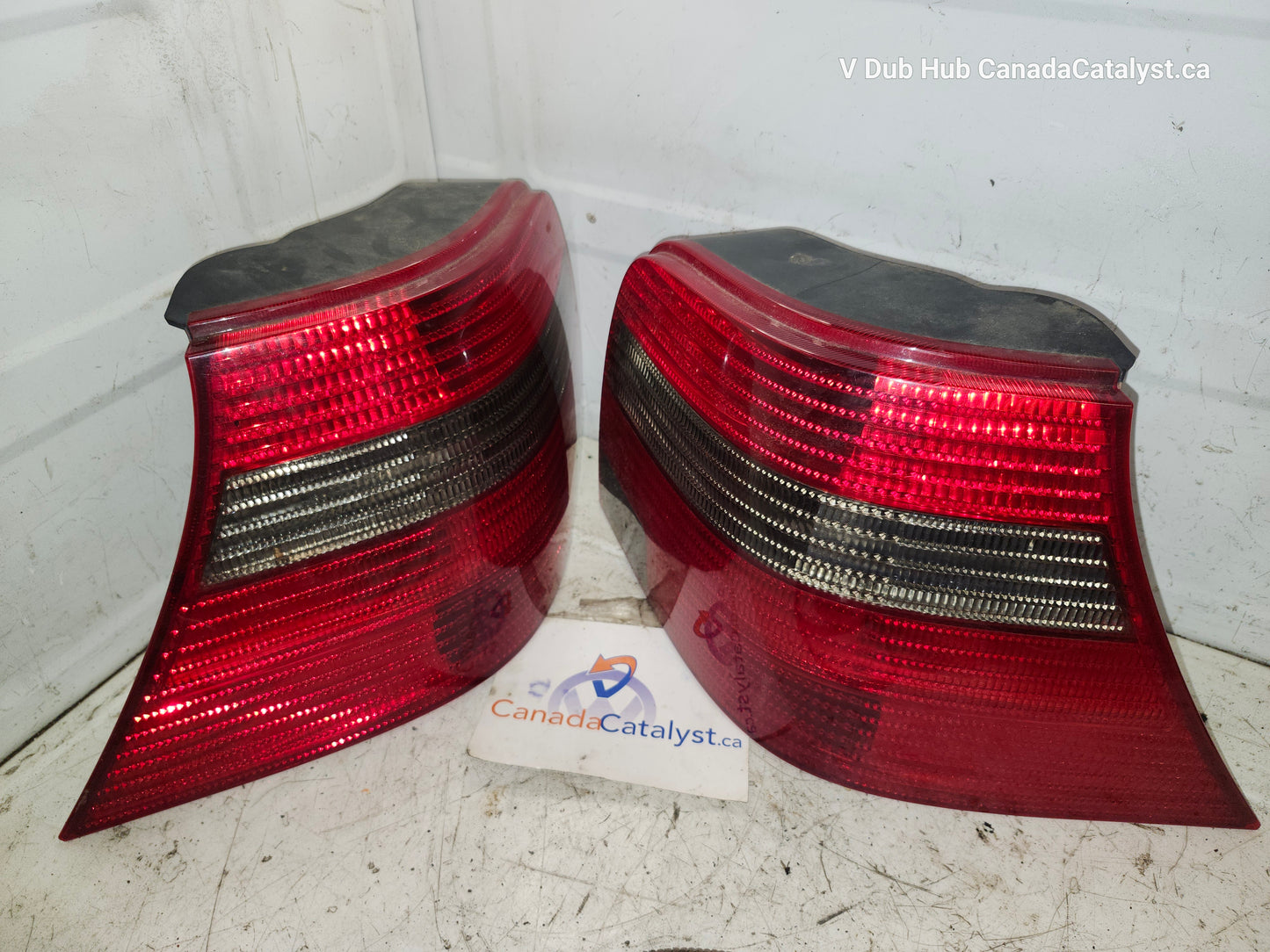Mk4 gti tail light set