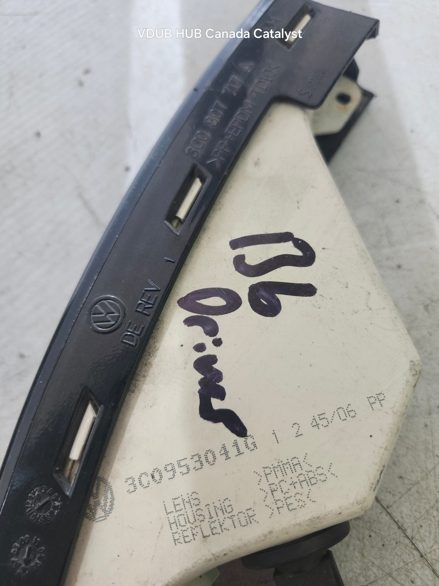 B6 Front Bumper LIGHT