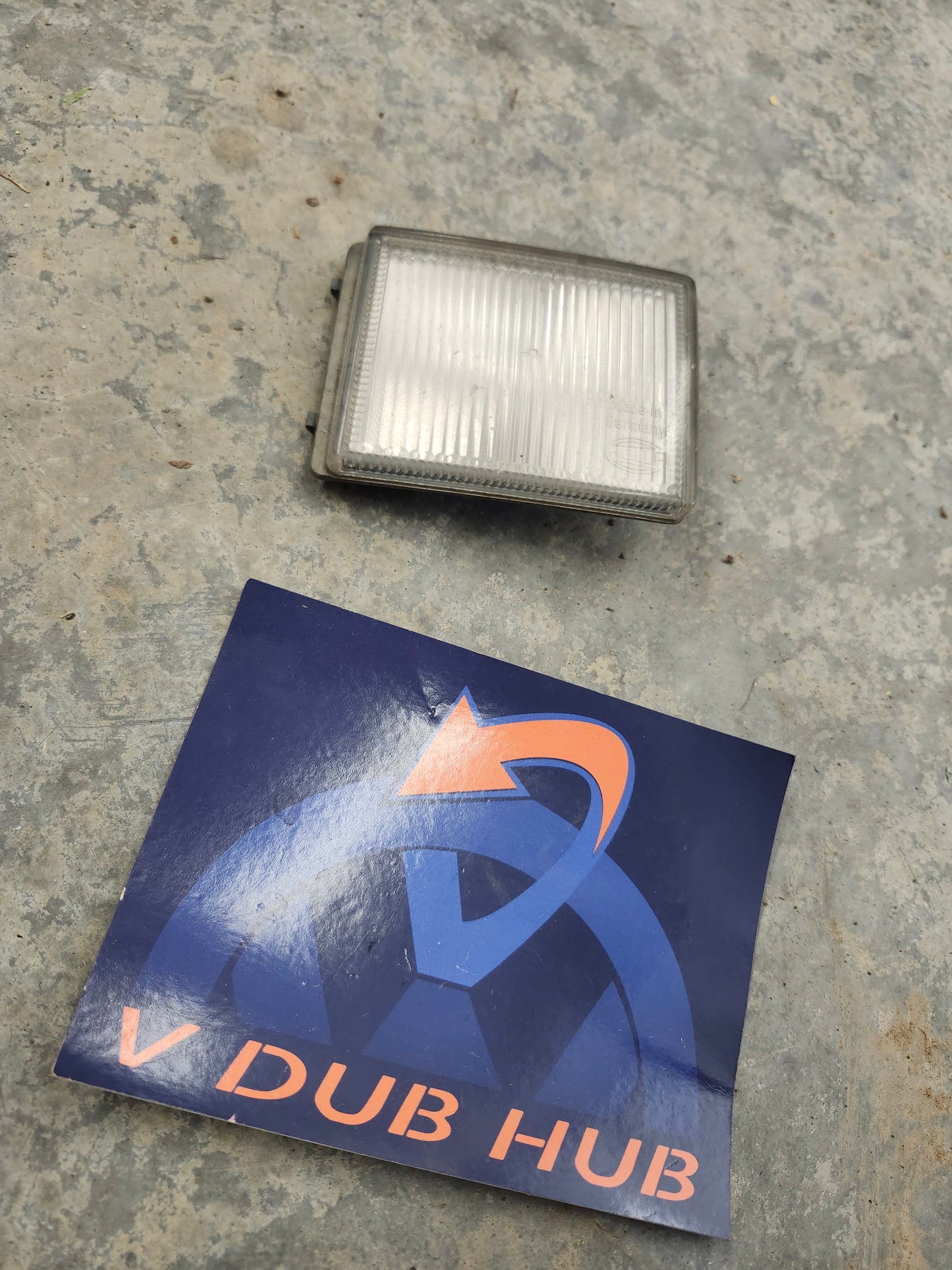B4 front reflector