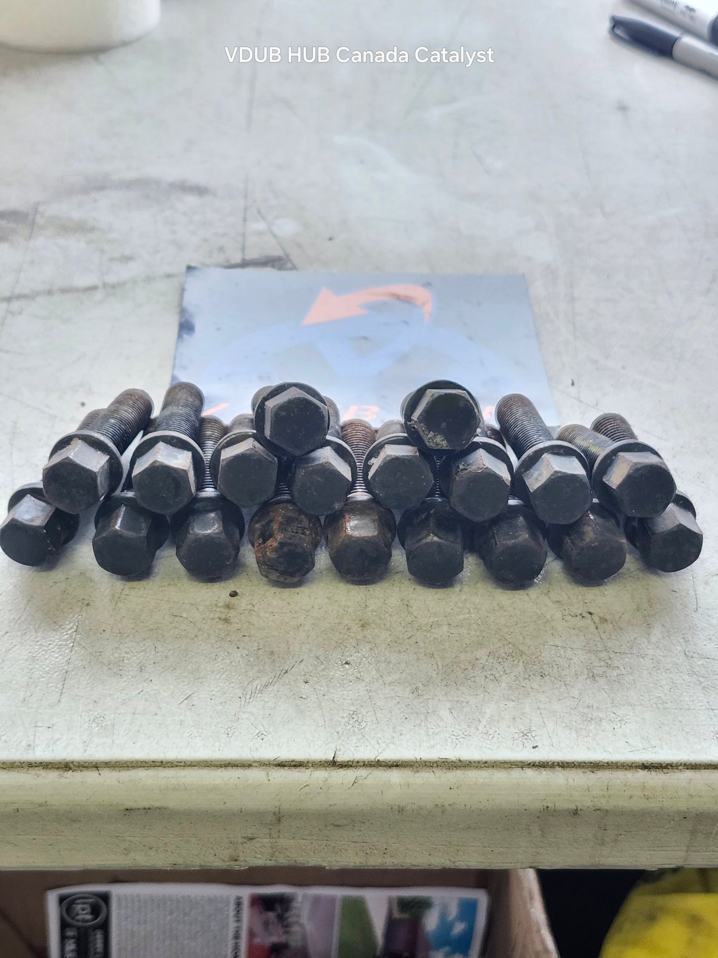 LUG NUTS - extended - set of 20