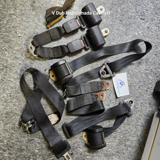 Vintage VW Seatbelt Set – Black, Early MK2 Era – OEM 191857739