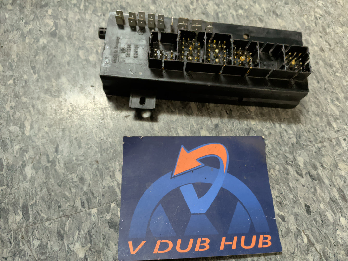 Mk1 relay fuse panel 896151