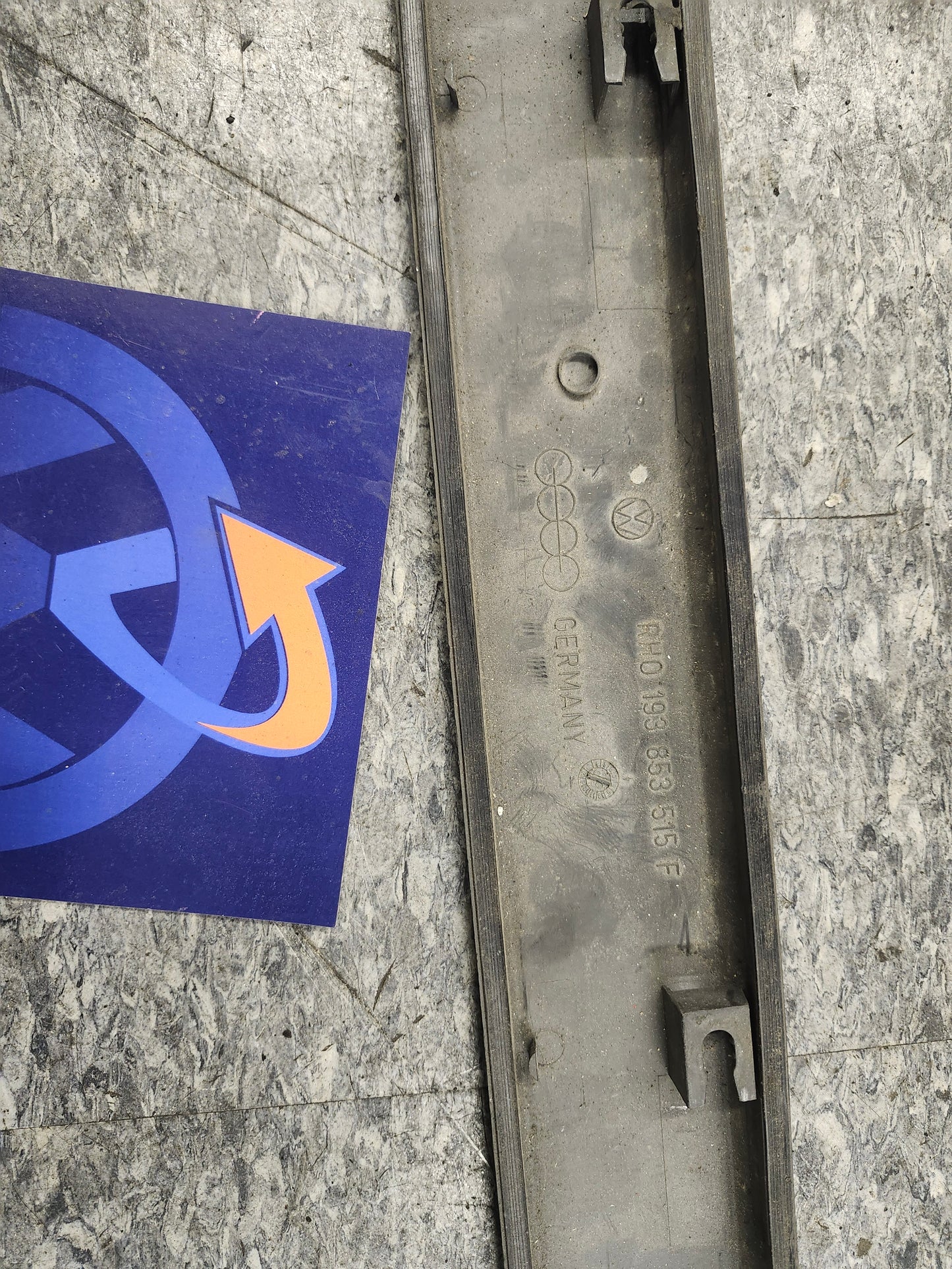 Mk2 golf, pass front rub strip