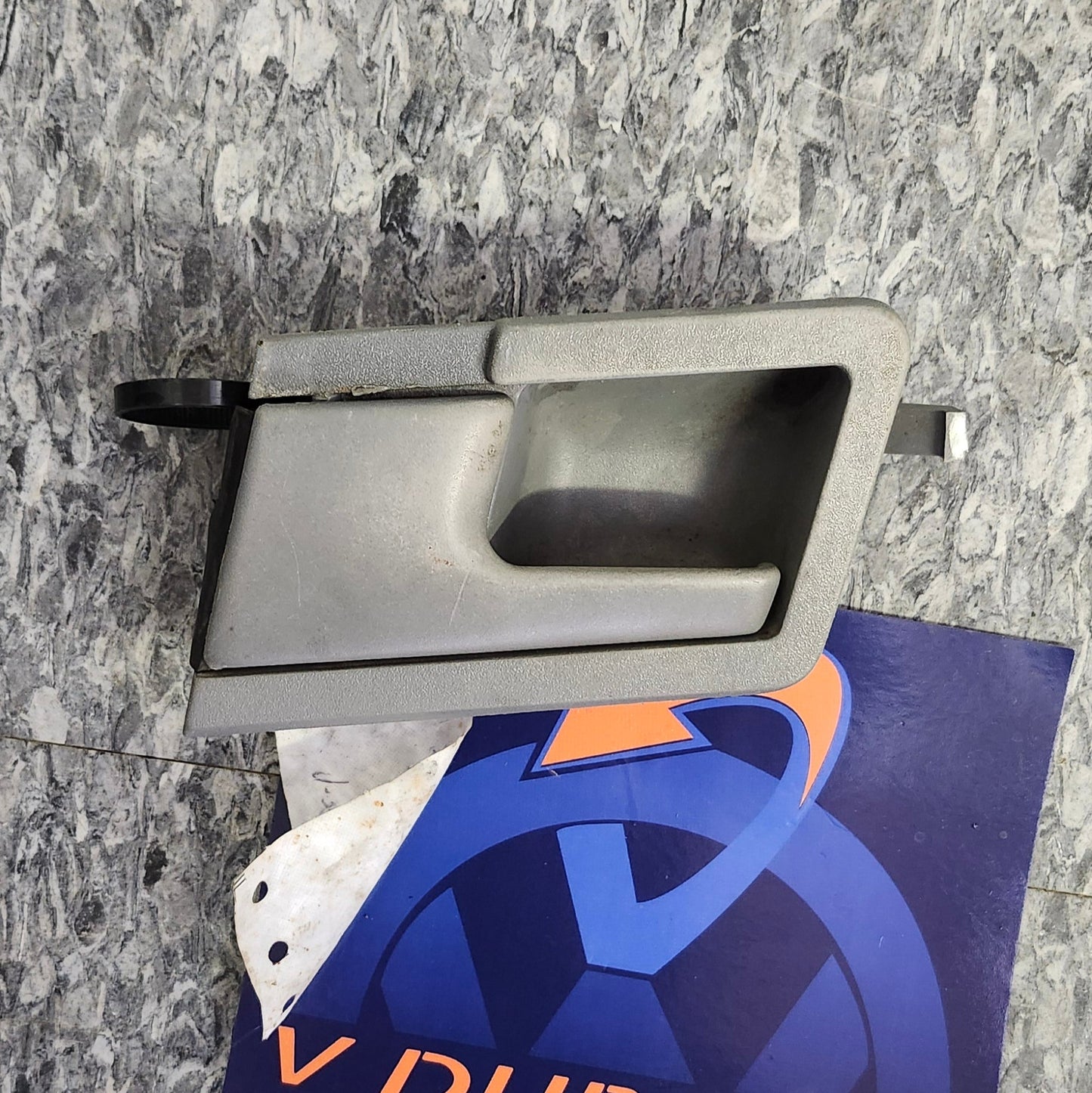 T4 Interior Door HANDLE 701837019A