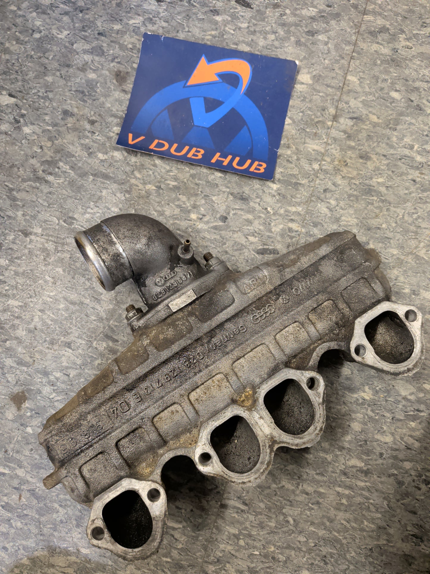 MK3 AAZ Intake MANIFOLD 028129637F  028129713E