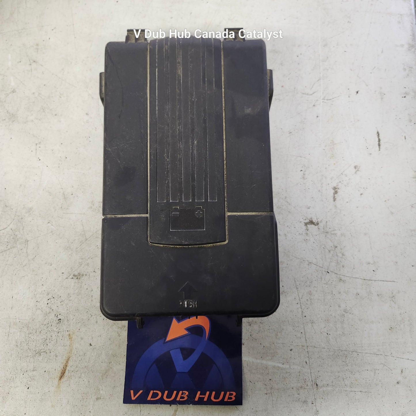 B6 BATTERY COVER 1K0915443C