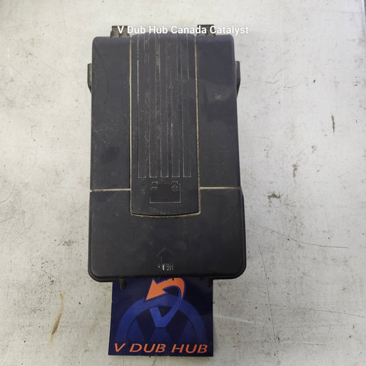 B6 BATTERY COVER 1K0915443C