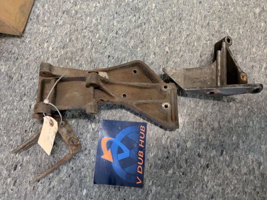 MK2 alternator bracket 027260885