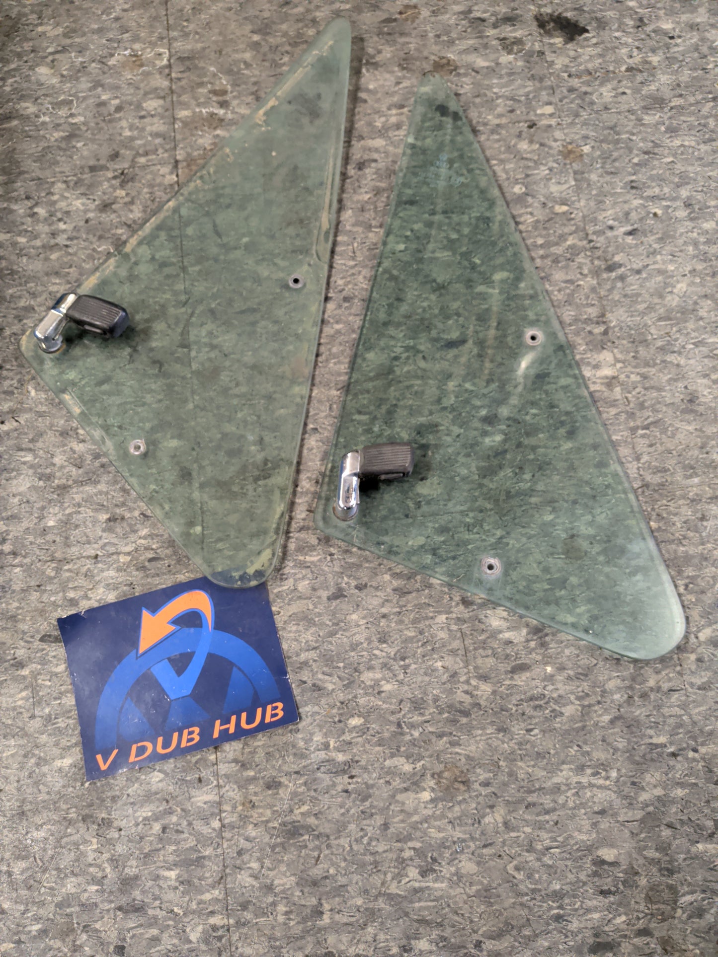 Mk1 driver vent window glass