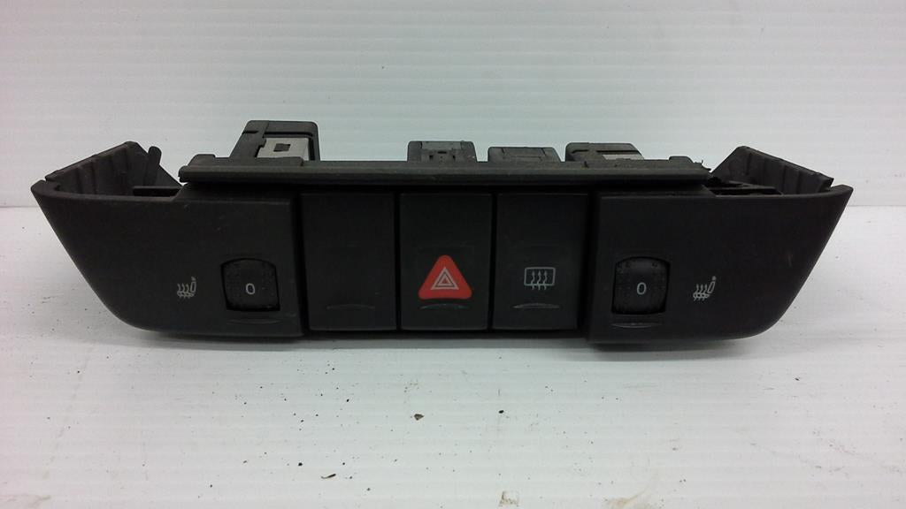New Beetle Lower Dash Switch MOUNT 1C0857857