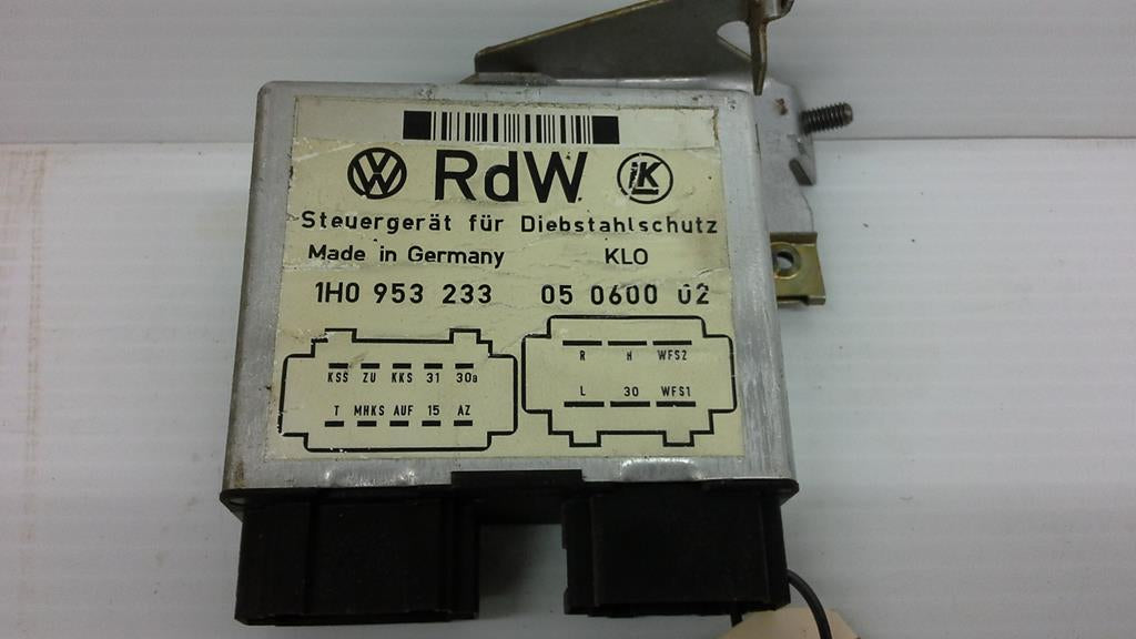 MK3 Jetta Central Locking CONTROL 1H0953233