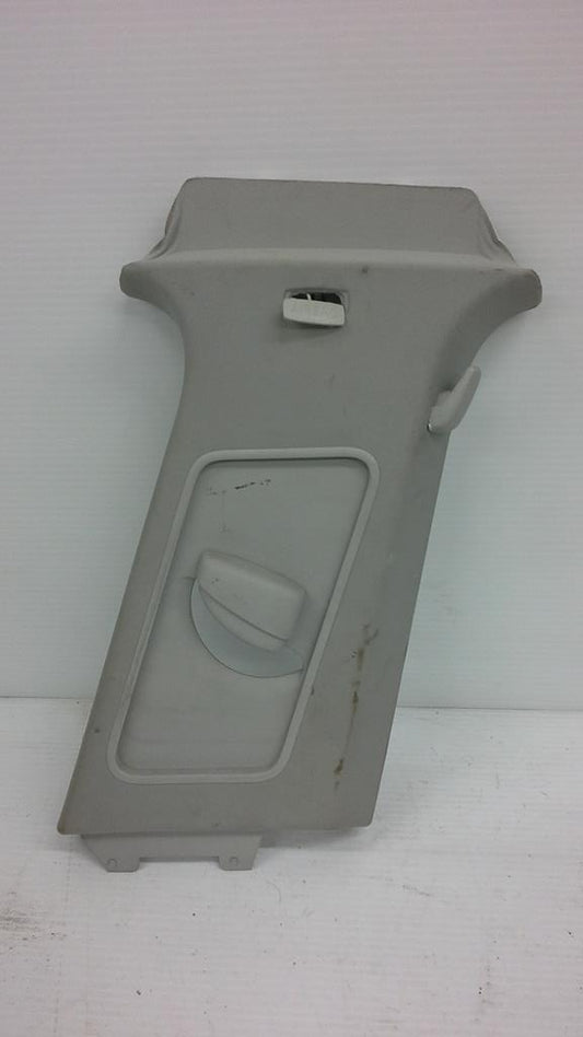 MK5 Jetta Passenger Upper Center Post TRIM