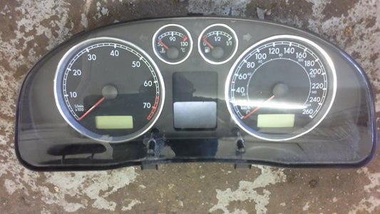 B5.5 Instrument CLUSTER