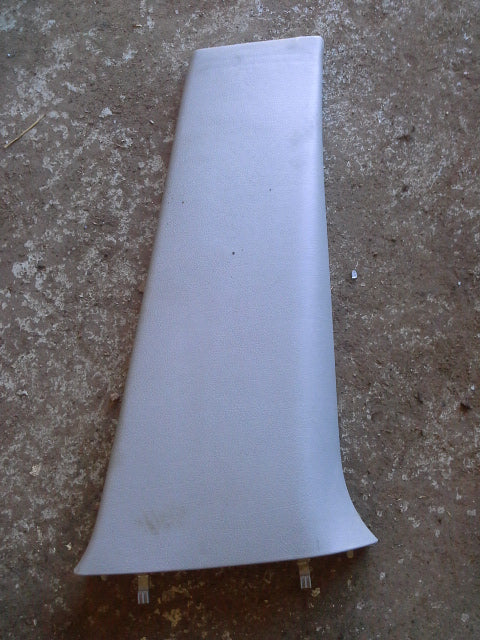 MK4 Jetta Passenger Lower SEAT BELT COVER 1J4867298B