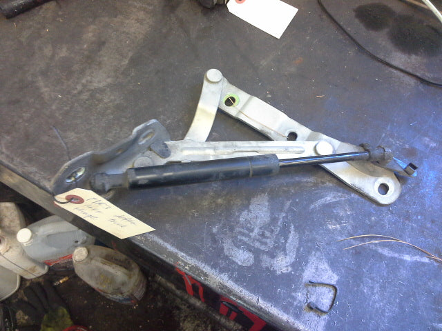 MK3 Jetta Driver TRUNK HINGE