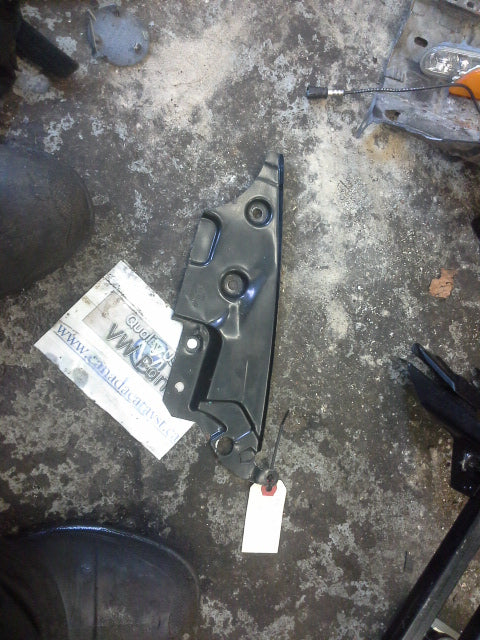 MK3 2.0L Center Timing Belt COVER