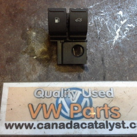 MK5 Jetta Driver Door Trunk Fuel SWITCH 1K0959832B