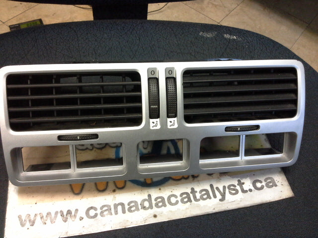 MK4 Jetta Dash Air Vent SET in chrome