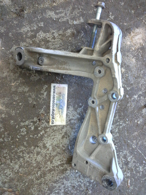MK5 Driver LOWER CONTROL ARM BRACKET